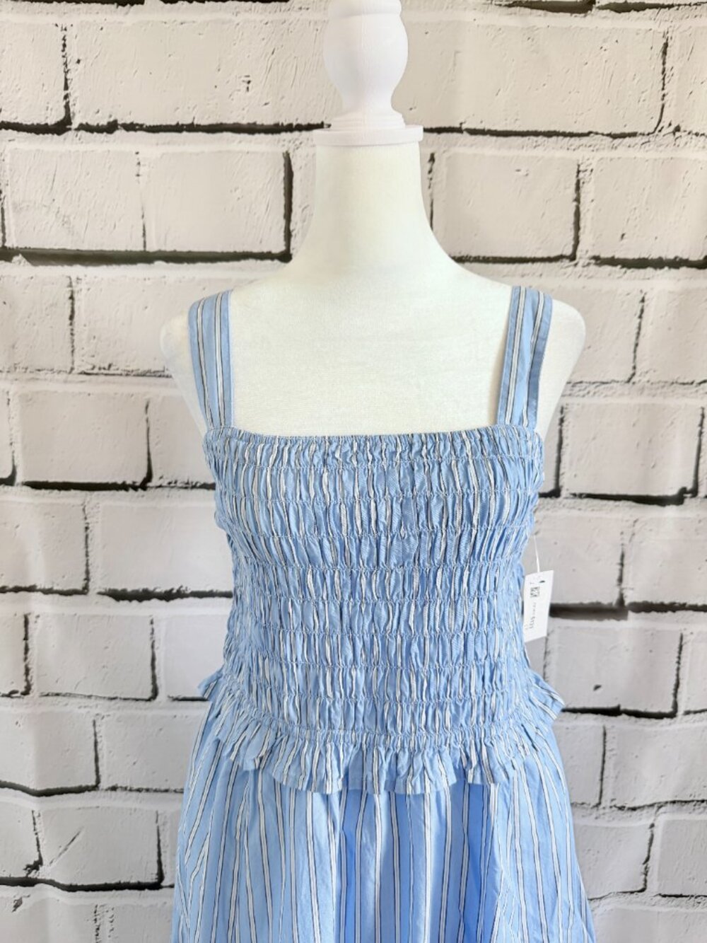 NWT Old Navy Blue Stripe Smocked Midi Dress Petite S Adjustable Straps Cotton - Picture 6 of 11
